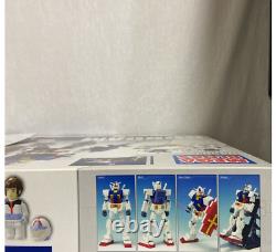 Bandai 2005 Gundam RX-78-2 Mega Blocks RX-78-2 Suit 30th Anniversary Figure