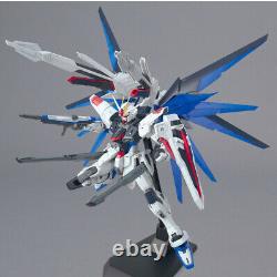 Bandai MG Freedom Gundam (Ver. 2.0) Gundam Seed 1/100 Scale Model Kit