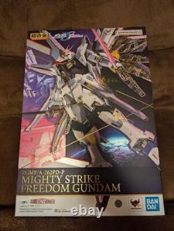 CHOGOKIN Mighty Strike Freedom Gundam SEED Action Figure Bandai New from Japan