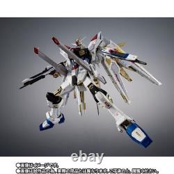 Chogokin Gundam SEED Freedom Mighty Strike Freedom Gundam 188mm Action Figure