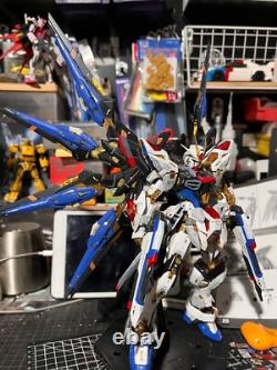 Gundum Assault Freedom MGEX Winged Unicorn Barbatos Assembling Figure Toy