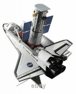 Hasegawa 1/200 Hubble Space Telescope & Shuttle Orbiter withAstronaut Model Kit