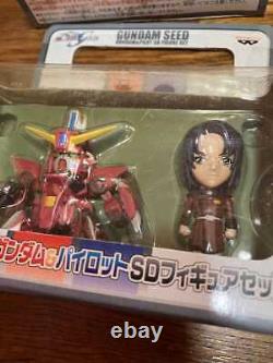 Le Gundam & Pilot SD figure set popular anime character goods used from Japan