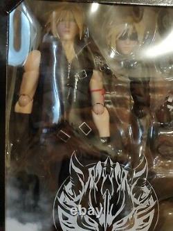 Official Final Fantasy VII (7) Advent Children Cloud Fenrir Play Arts Kai Sealed