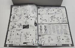 Supreme MG 1/100 RX-78-2 Gundam Ver. 3.0 Action Figure