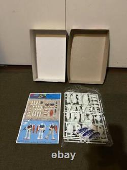 Toy Figure Bandai FG 1/144 RX-78 Mobile Suit Gundam Korea Ver. Plastic Model Kit