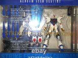 Bandai COSMIC REGION ZGMF-X20A Strike Freedom Gundam du Japon Livraison gratuite