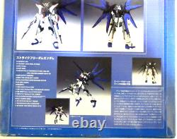 Bandai COSMIC REGION ZGMF-X20A Strike Freedom Gundam du Japon Livraison gratuite