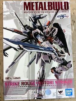 Bandai Metal Build Strike Rouge Gundam + Ootori Striker Figure D'action