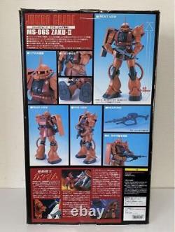 Figurine Gundam Jumbo Grade ZAKU-II Char Zaku avec boîte Rouge BANDAI Mobile Suit JPN