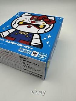 Figurine d'action Chogokin Gundam x Hello Kitty Mobile Suit Gundam de Bandai (AAA)