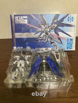 Figurine d'action Metal Robot Spirits FREEDOM GUNDAM importée du Japon, jouet d'occasion de la marque BANDAI.