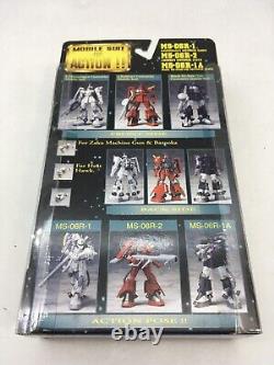 Lot de 4 figurines Zaku II MS-06 Bandai Gundam Mobile Suit en action MSIA MIA